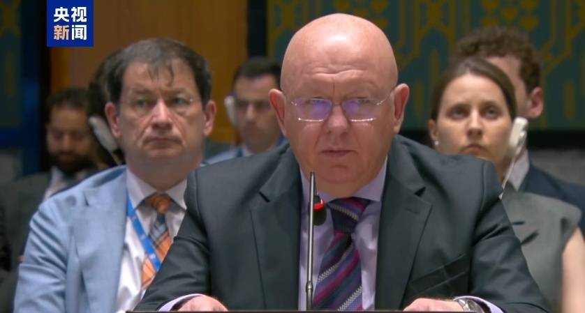 皇冠信用盘账号开通_伊朗15分钟向以色列进行3次导弹齐射皇冠信用盘账号开通，哈梅内伊：绝不让以政权全身而退！以军否认F-35战机被击落