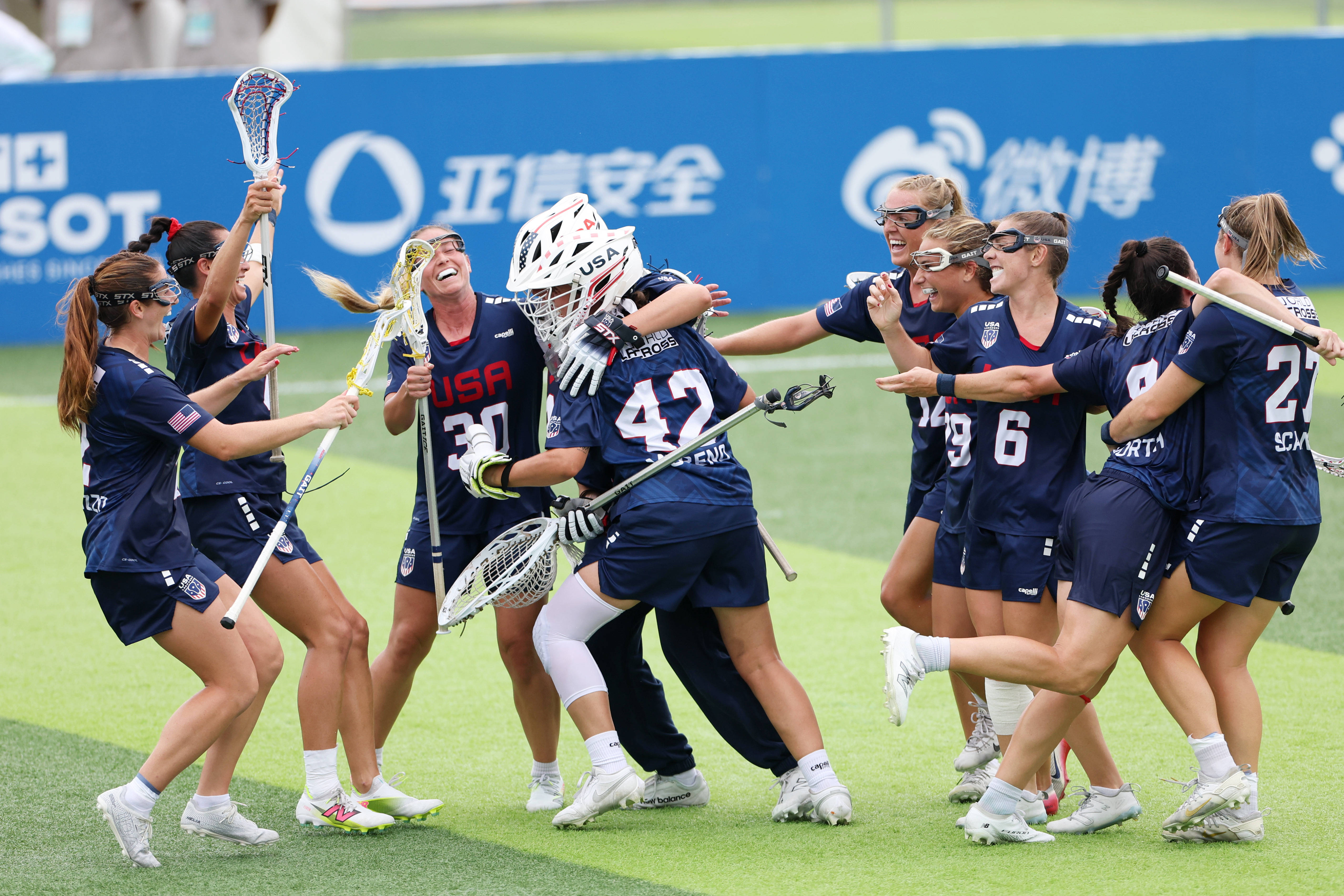 皇冠信用网会员_（成都世运会）棍网球——美国队夺得女子金牌