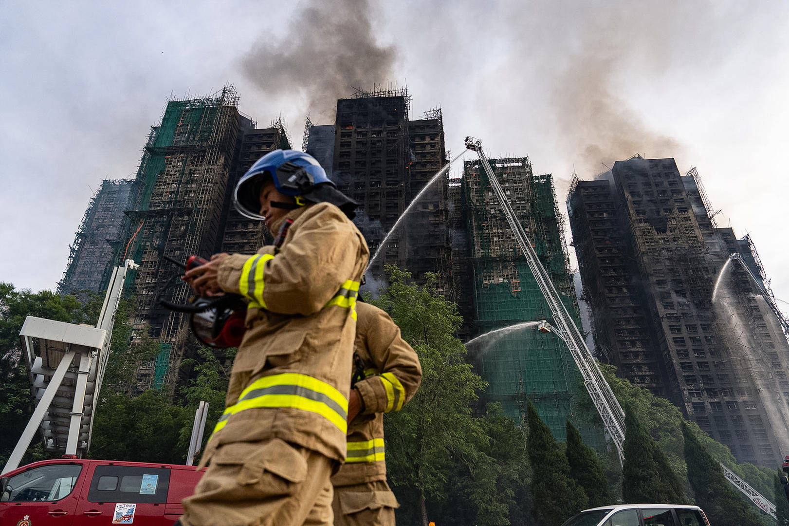 皇冠信用盘出租_宏福苑维修承建商3人被拘捕皇冠信用盘出租，维修工程顾问曾指出“消防上水泵未设置后备泵”